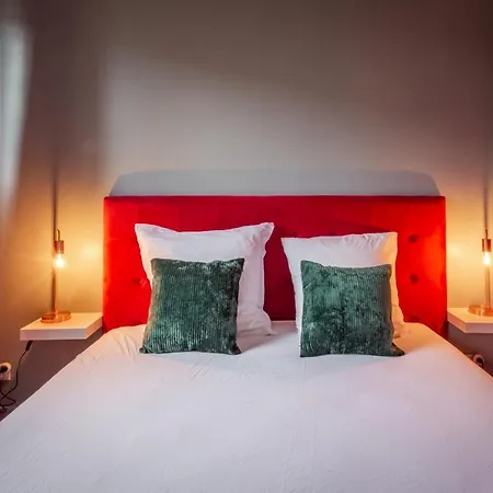 La Red - Cinemaroom - 4 Prs - Disneyland Appartement Montévrain